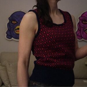 Vintage sleeveless sweater